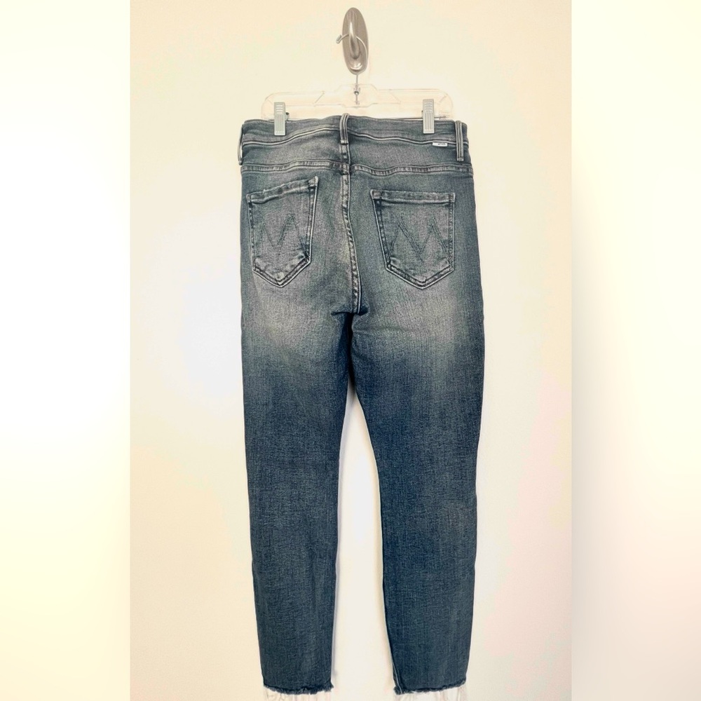 MOTHER Denim The Fly Cut Stunner Ankle Fray Jeans Night Sz 27 – Brand New - Picture 4 of 15